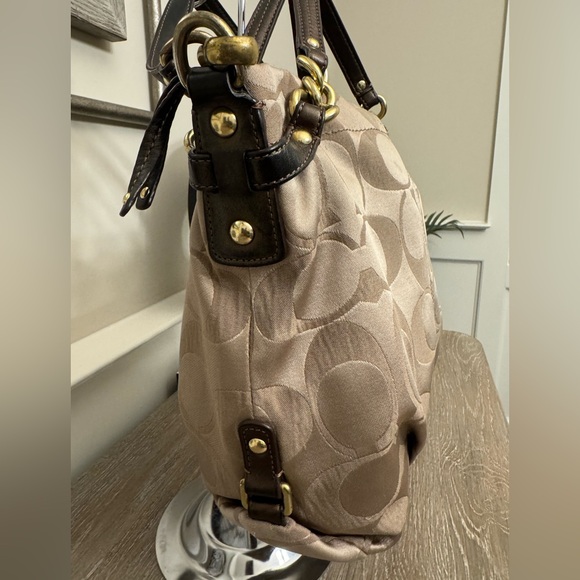 Coach shoulder bag - Picture 13 of 13